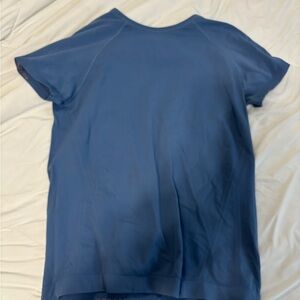 Athleta Short Sleeve Blue Tee